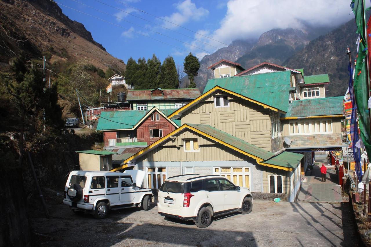 Le Coxy Resort Lachung Exterior photo