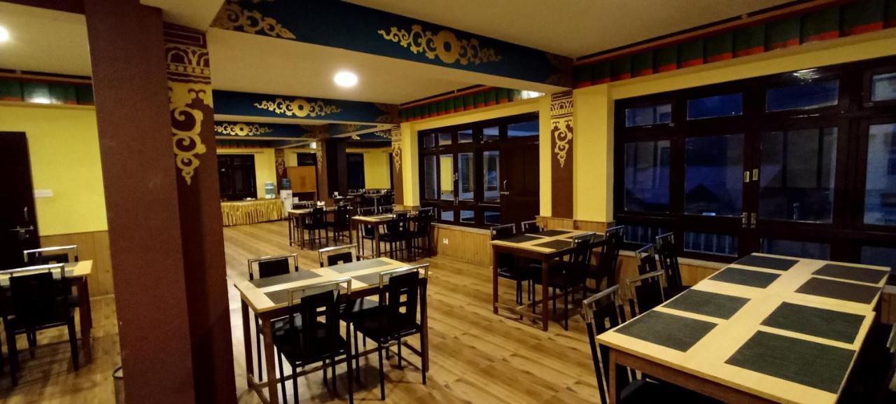 Le Coxy Resort Lachung Exterior photo